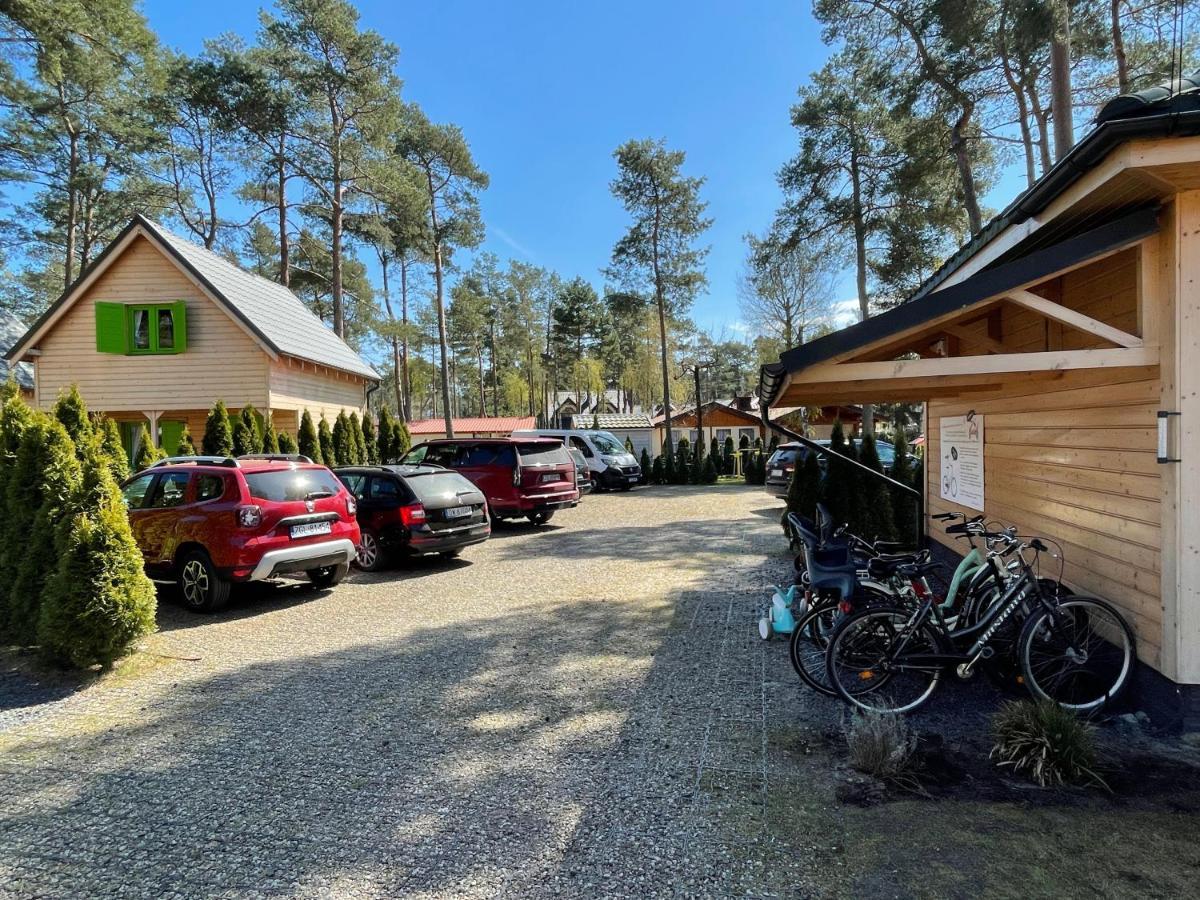 Kolorowe Domki Pobierowo Exteriör bild